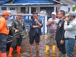 Plt Bupati Rohil dan Forkopimda Tinjau Lokasi Terdampak Banjir