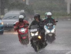 Warga Riau, Waspadai Hujan Lebat Disertai Angin Kencang