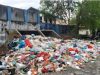 Seminggu Sampah Tak Diangkut, Warga Rumbai Keluhkan Bau Busuk