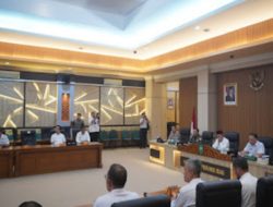Bupati Kampar Ikuti Konferensi Pers Prediksi Musim Kemarau 2025 Bersama Pemprov Riau dan BMKG