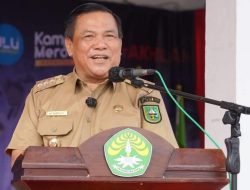 Plt Gubernur Riau SF. Haryanto Serahkan Asset Senilai 1,42 T kepada UNRI Untuk Penguatan Ekosistem Pendidikan di Riau.